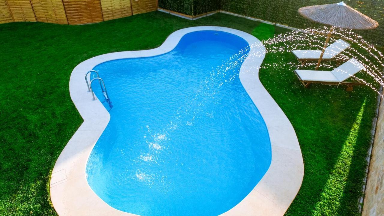 Chania Oasis With Heated Pool Exterior foto