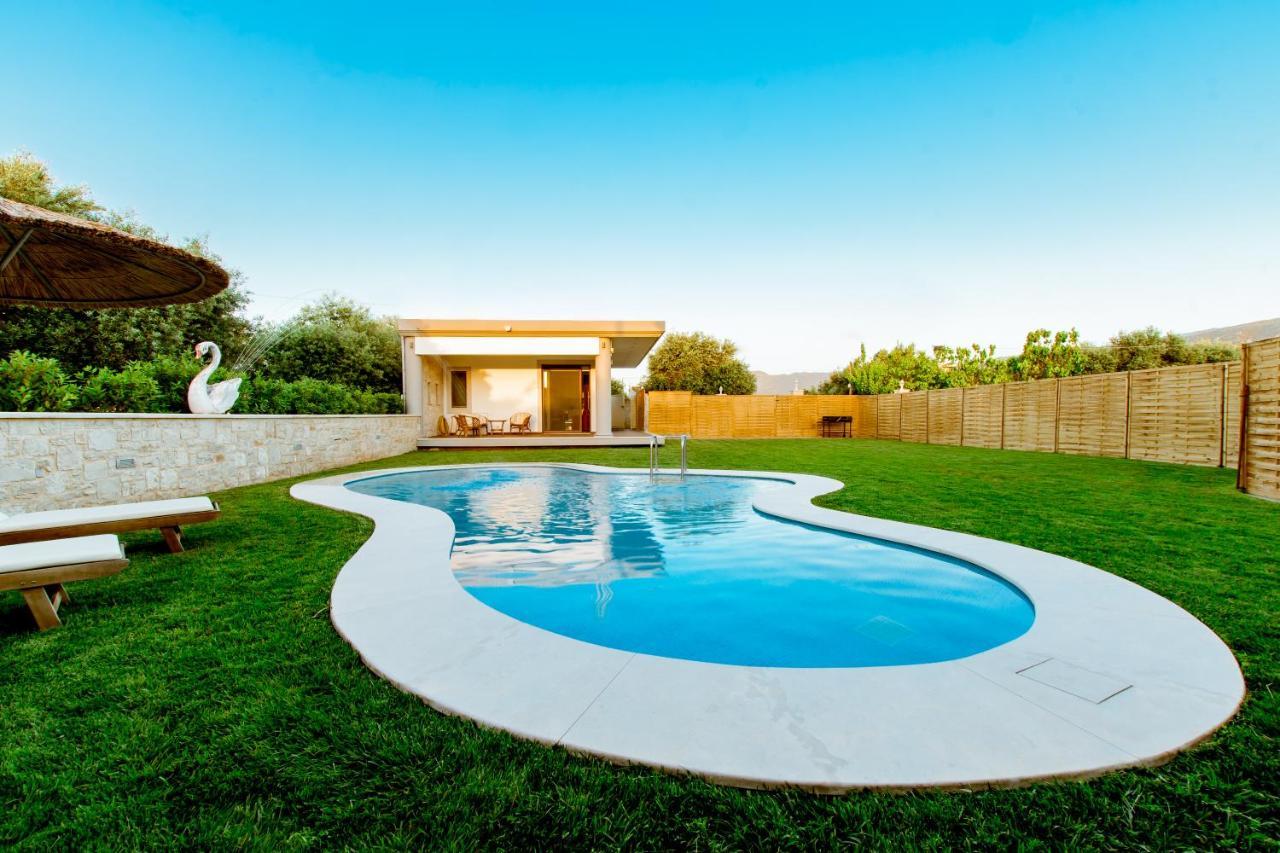 Chania Oasis With Heated Pool Exterior foto